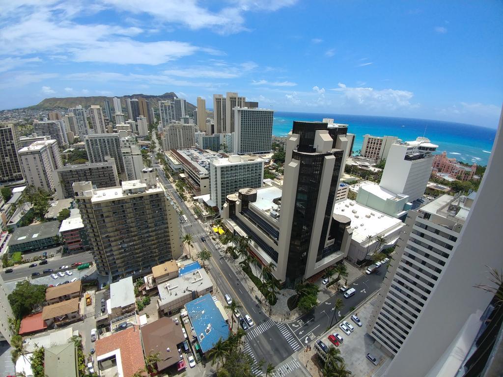 Waikiki Luxury Penthouse