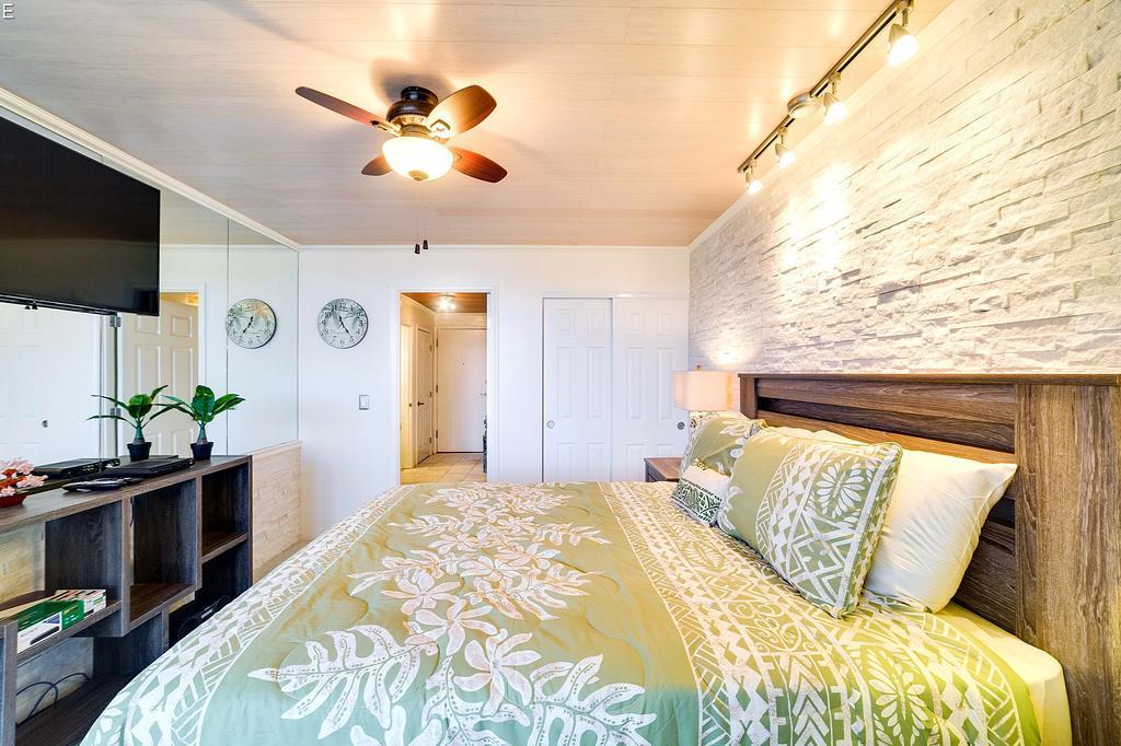 Waikiki Luxury Penthouse Apartment *